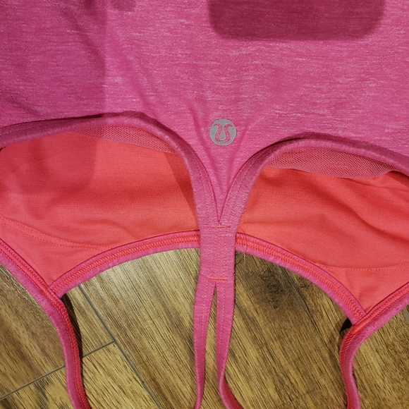 Lululemon y tank 4 - Picture 3 of 4